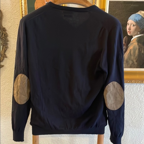 Massimo Dutti Black V-Neck Sweater Classic Design - Picture 3 of 7